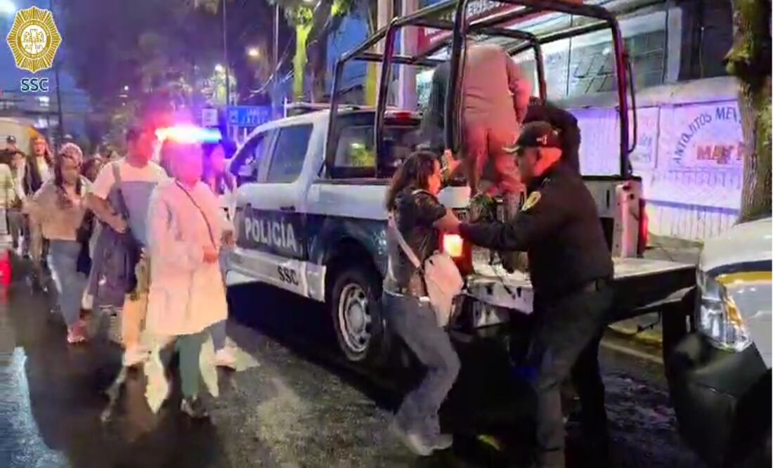 Lluvias causan anegaciones y afectaciones viales en CDMX; suspenden servicio del Tren Ligero. Foto: Captura de pantalla