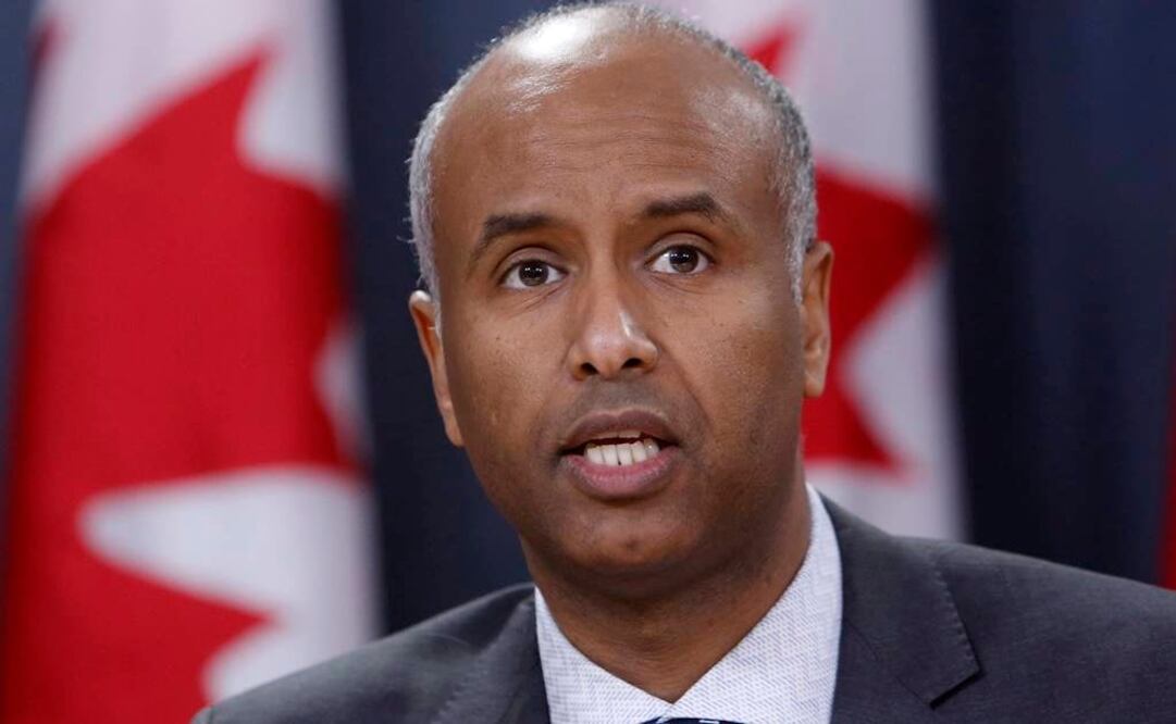 Ahmed Hussen es un refugiado somalí recién nombrado ministro de Inmigración de Canadá (Foto: AP)