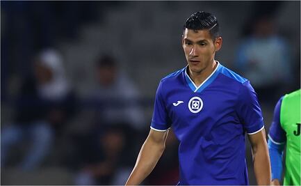 Uriel Antuna la pasa mal en CU; es abucheado por la afición de Pumas