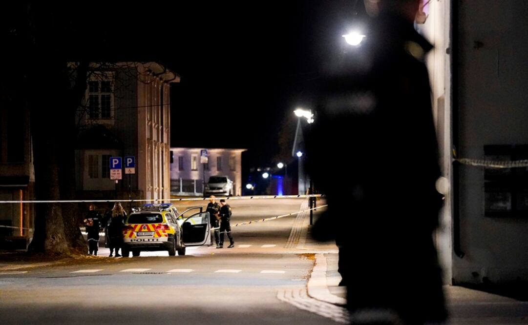 Los heridos fueron trasladados a hospitales. Por el momento no se conoce su estado.  Foto: EFE 
