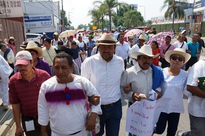 Finaliza marcha de la CNTE con mitin en Oaxaca