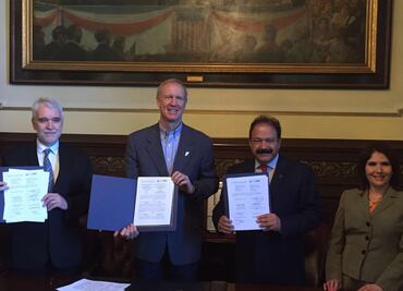 Reconocen a Mancera en Illinois por 'Médico en tu Casa'