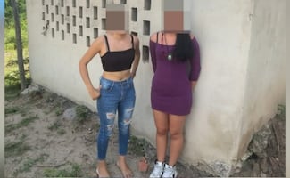 Rescatan a dos mujeres privadas de su libertad en Sinaloa; aseguran cargadores y explosivos