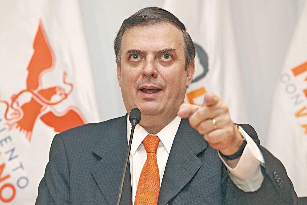 Ebrard opera para AMLO