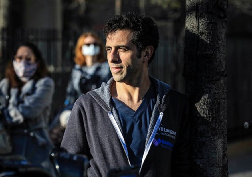 “Vivimos en nuestras camionetas”; las historias de quienes no paran ante el Covid-19 en Nueva York