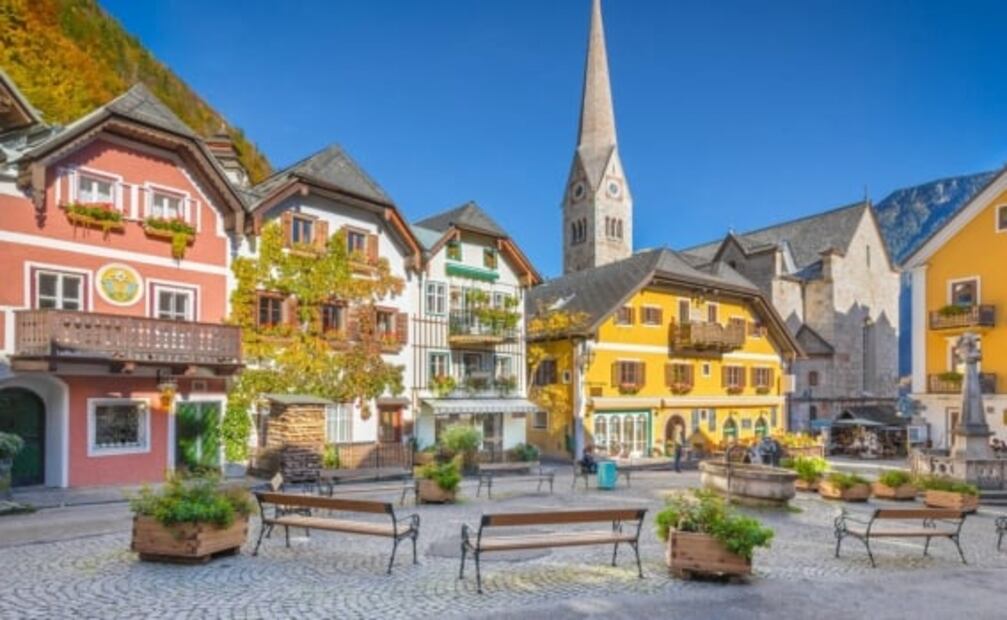 Este pueblito europeo se quejaba de los turistas, pero ahora quiere recuperarlos