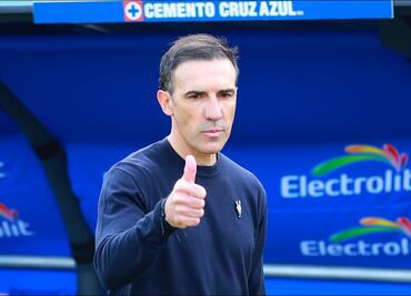 Cruz Azul seguirá con Vicente Sánchez el resto del Clausura 2025; continúa proceso legal contra Martín Anselmi