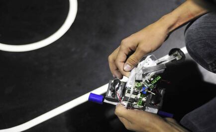 Embajador de Dinamarca reconoce a niños mexicanos sobredotados