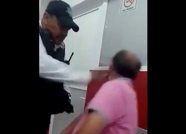 De telenovela: Graban a policía cuando cachetea a detenido ebrio y éste le regresa la bofetada