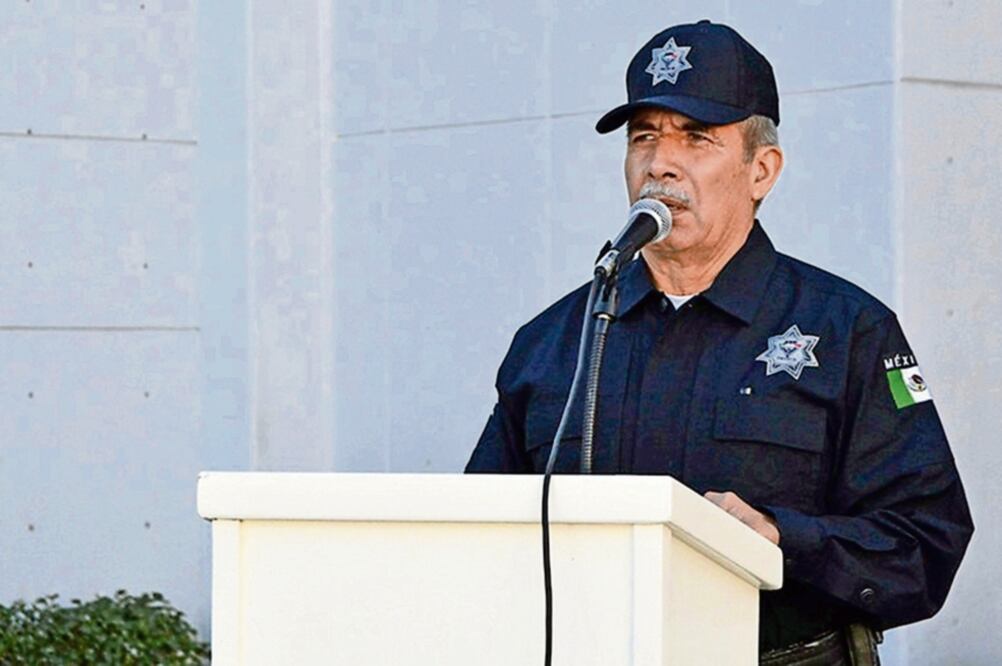 Además de dirigir el desalojo, Carlos Cruz se desempeñó de 2015 al 11 de septiembre de este año como comisionado de la Policía Estatal (GOBIERNO DEL ESTADO DE OAXACA)