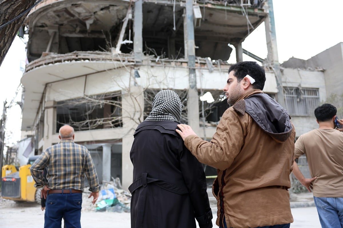 Ante posible invasión de EU, Irán amenaza con capturar tropas estadounidenses

️ 