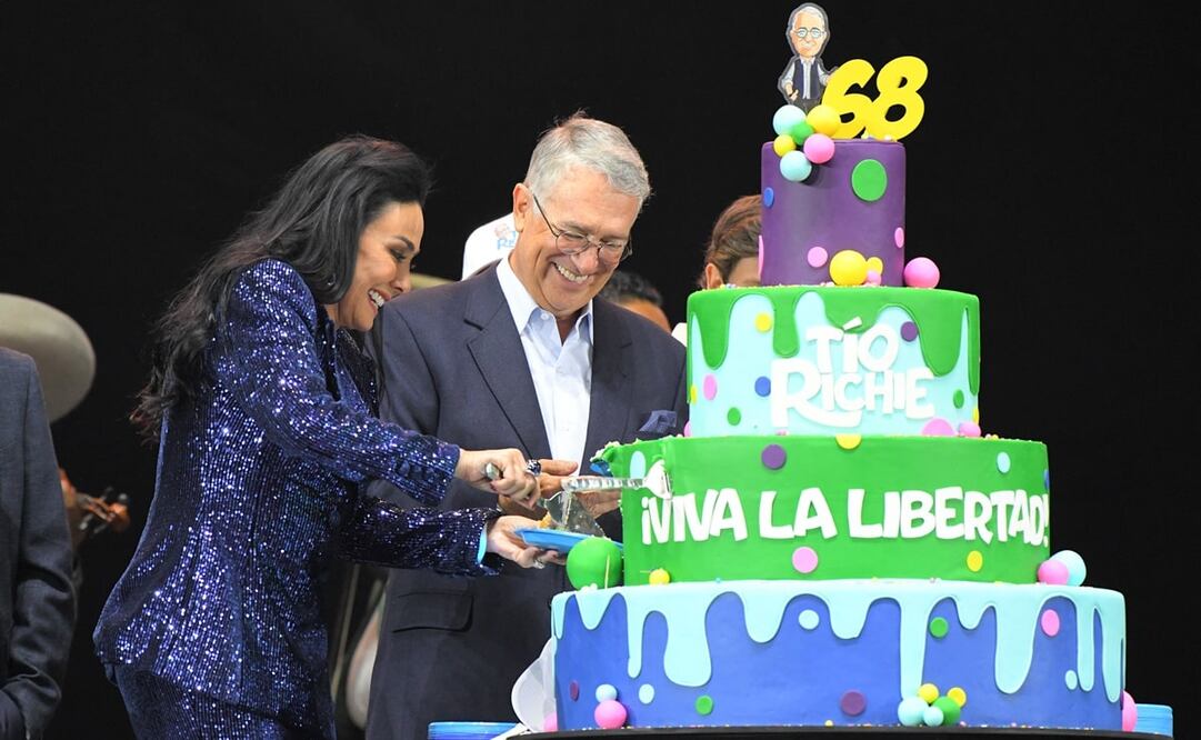 El pasado 17 de octubre, el empresario celebró su cumpleaños en la Arena CDMX. Foto: X. @RicardoBSalinas