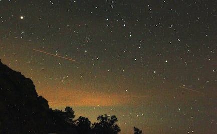 ¿Cómo distinguir planetas de estrellas en el cielo nocturno?; guía práctica para observadores