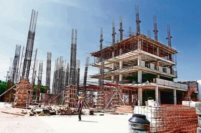 Cae 1.3% inversión fija bruta en abril, informa Inegi