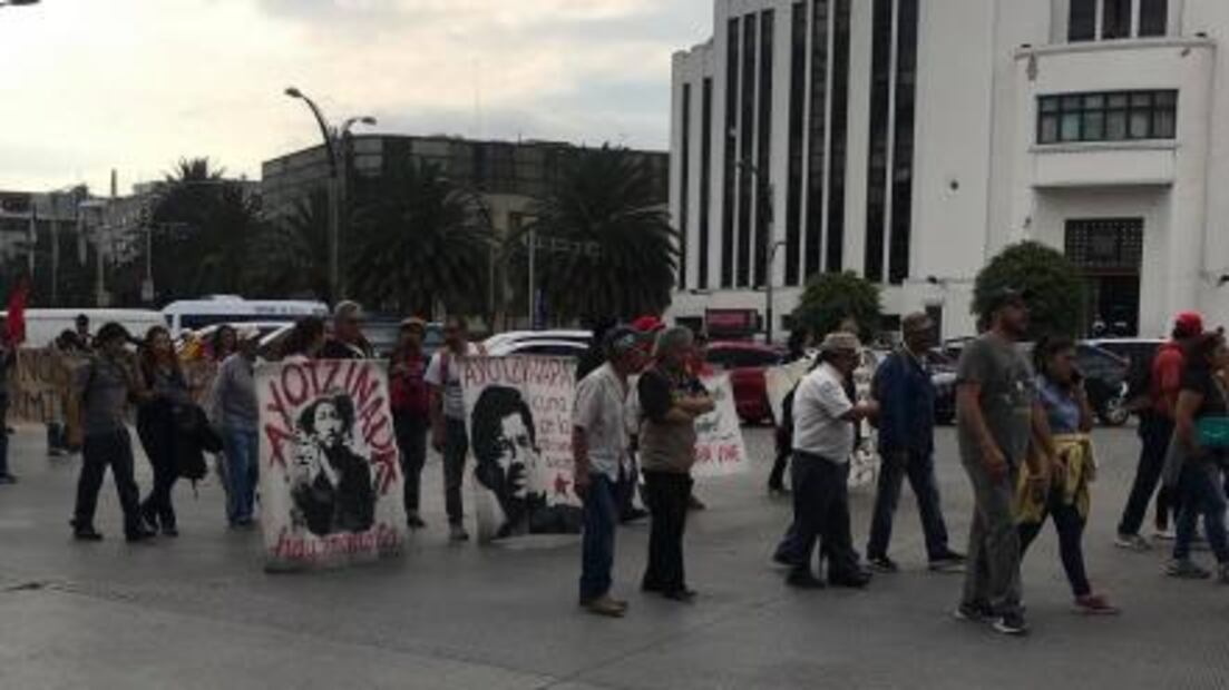Padres de los 43 de Ayotzinapa piden a la SCJN "ser un contrapeso"