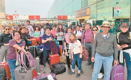 Mexicanos varados en Perú regresarán este miércoles: SRE