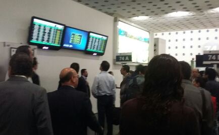 Suspenden operaciones en AICM por banco de niebla