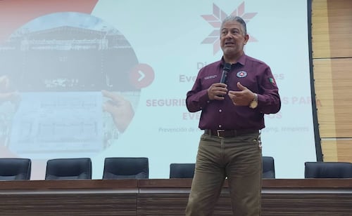 Hidalgo pide evitar pirotecnia y disparos al aire en fiestas patrias; advierte riesgos graves