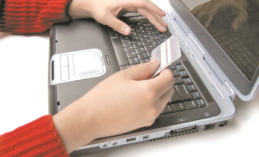 El e- commerce da un equilibrio a las ventas. Foto: ARCHIVO EL UNIVERSAL
