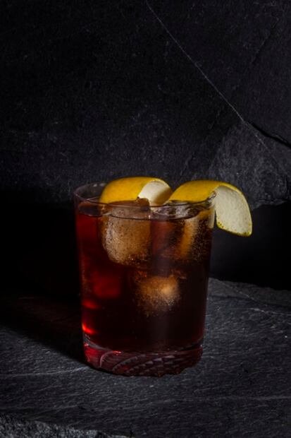 Tres cocteles con licor de café para disfrutar en casa