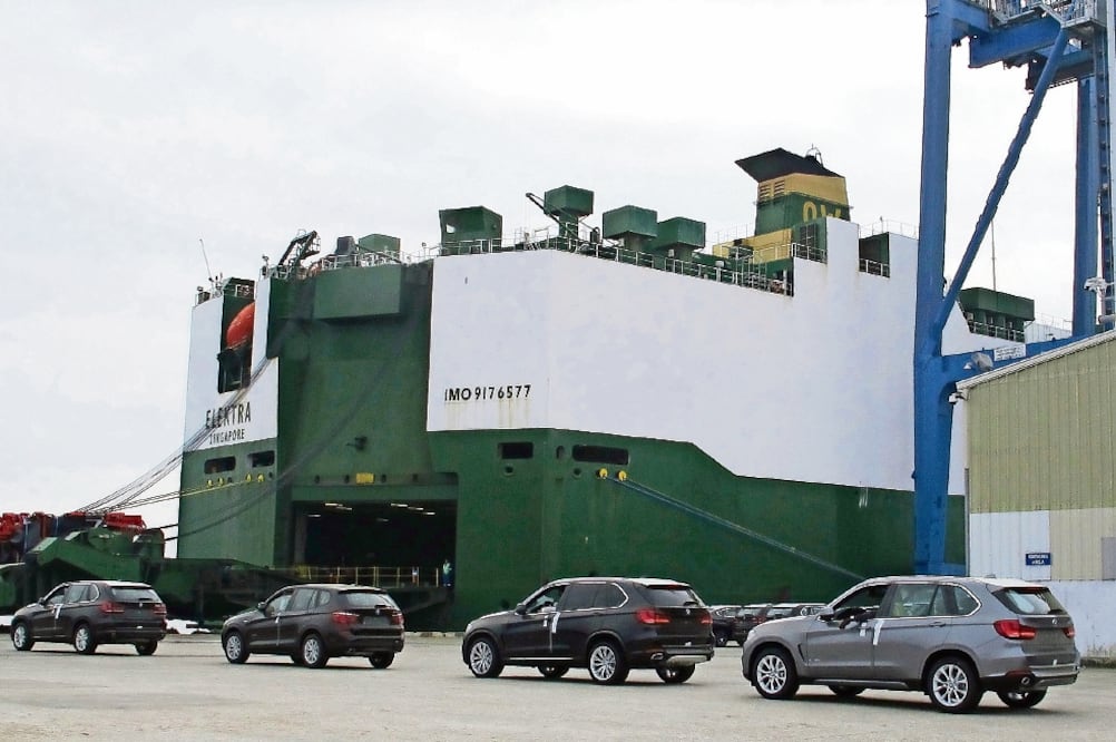 Uno de los temas que el gobierno canadiense prevé llevar a la renegociación del tratado comercial es la regulación sobre los intercambios de la industria automotriz (ARCHIVO EL UNIVERSAL)