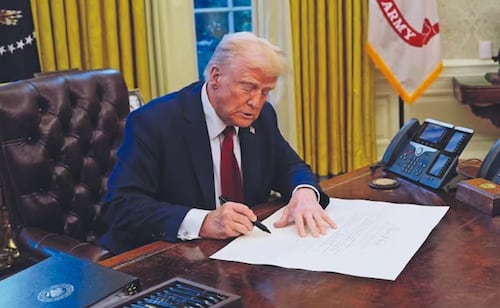 Trump signs AI executive order prioritizing national security