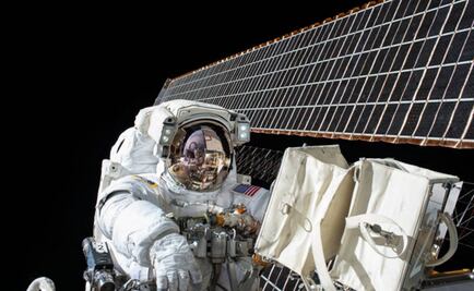 Astronautas recibieron un "extraño" regalo de Navidad