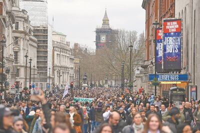 Protestan contra las restricciones por Covid
