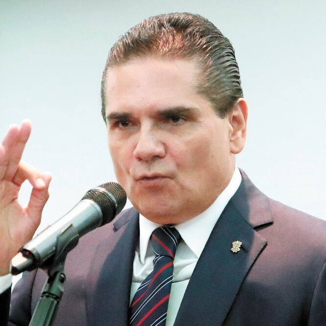 Propuestas. Silvano Aureoles, gobernador de Michoacán, señaló que debe buscarse diálogo y entendimiento, no descalificar. ARCHIVO EL UNIVERSAL