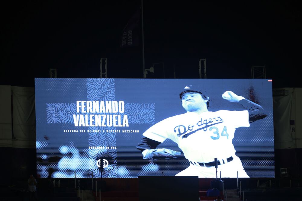 Homenaje a Fernando Valenzuela en el Estadio Ciudad de los Deportes - Foto: Imago7