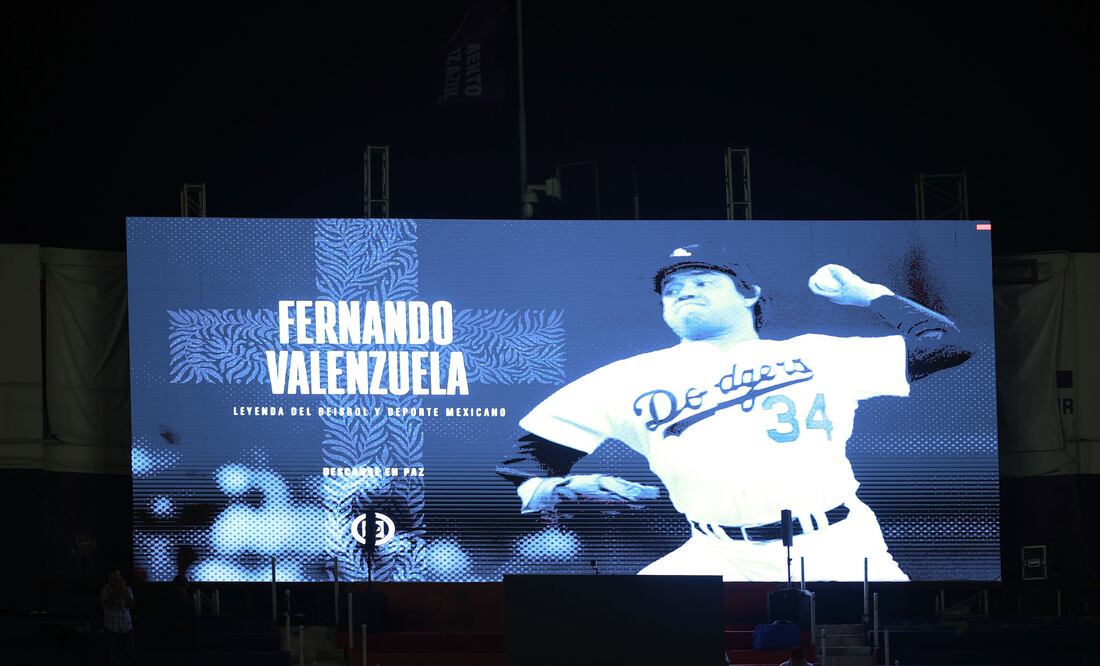 Homenaje a Fernando Valenzuela en el Estadio Ciudad de los Deportes - Foto: Imago7