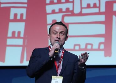 Mikel Arriola defiende política pública basada en la moral