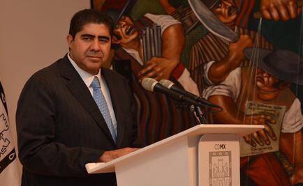 Perfil. Edmundo Garrido