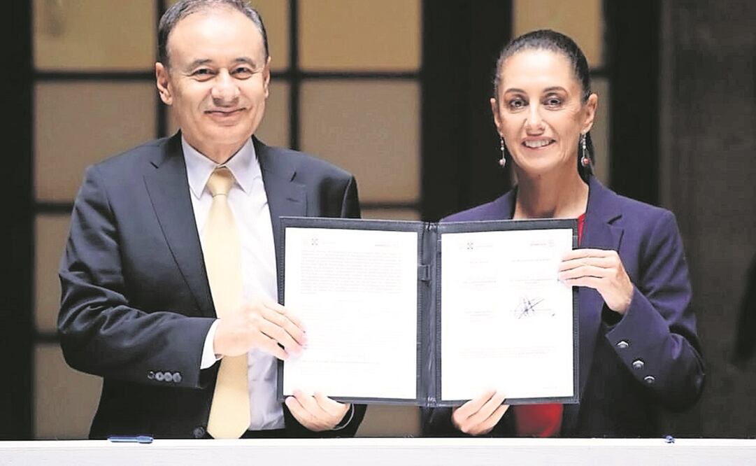 Alfonso Durazo Montaño, mandatario de Sonora, y Claudia Sheinbaum Pardo, jefa de Gobierno, en la firma del convenio.