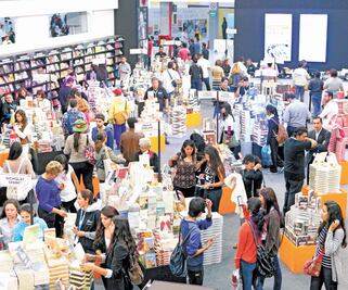 Necesario, un nuevo modelo de creadores