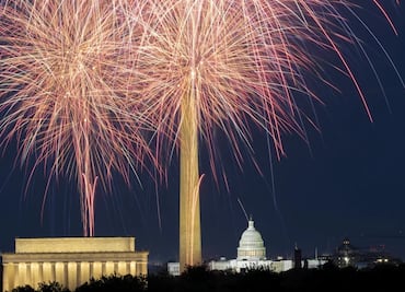 Día de la Independencia de Estados Unidos: ¿Cómo la gente celebra, protesta y viaja el 4 de julio?