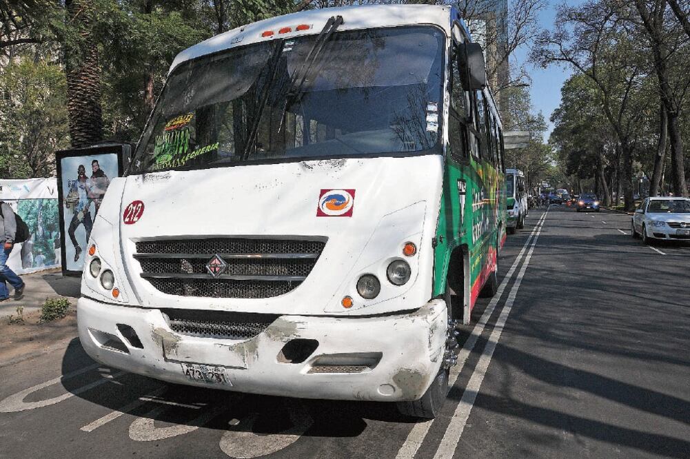 Al gobierno capitalino llegan peticiones de otras entidades para que les donen los vehículos del servicio público que saca de circulación (ARCHIVO EL UNIVERSAL)