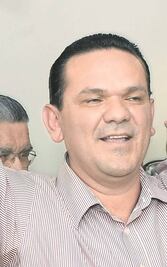 Edil de Culiacán, metido en fraude escolar