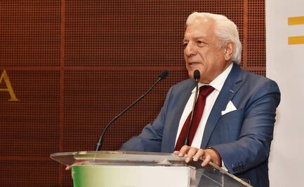 Profesor Eduardo López Betancourt acusado de acoso sexual libra vinculación a proceso