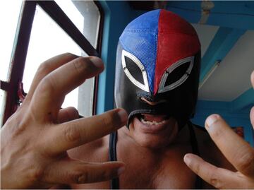 El luchador Fuerza Guerrera inicia su campaña de retiro en la Arena México