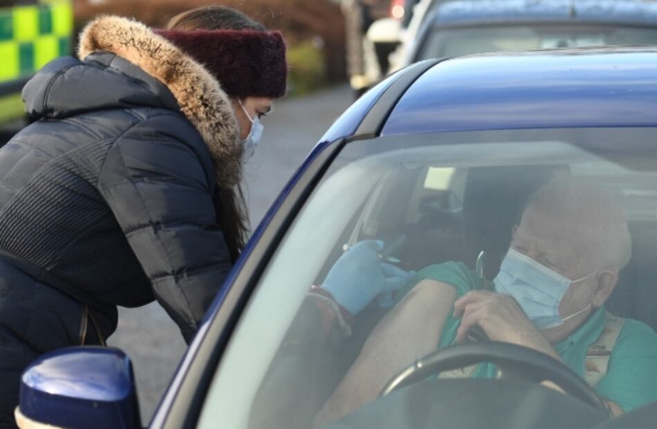 Estiman que el 25% de la población mundial recibirá la vacuna contra el Covid-19 hasta 2022