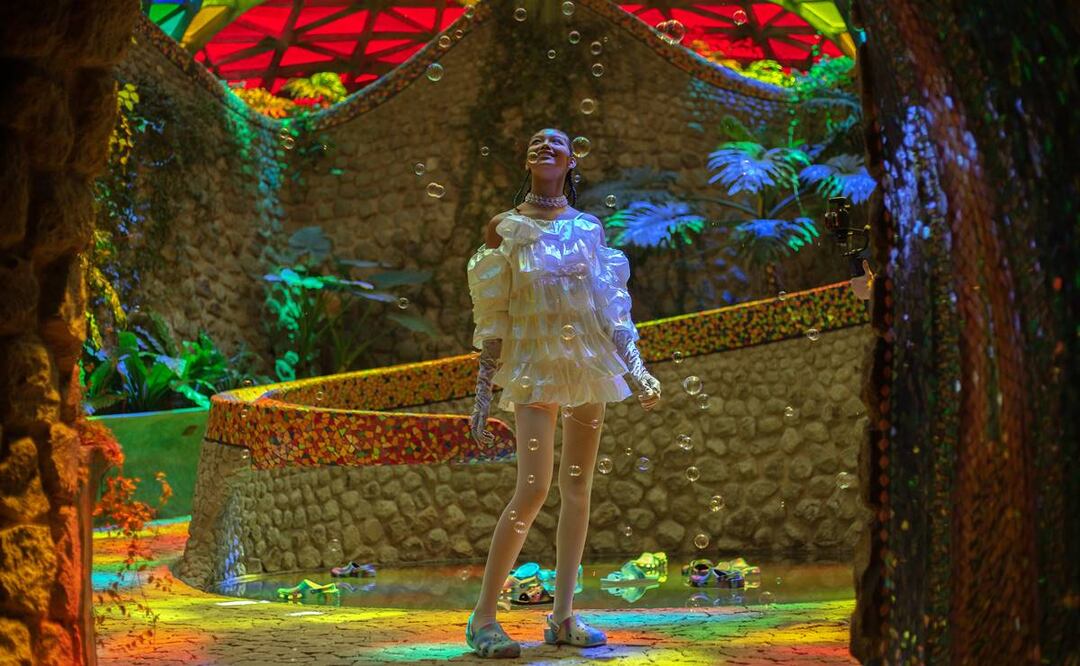 El Parque Quetzalcóatl fue el lugar ideal para presentar esta colección llena de colores / Foto: Crocs México