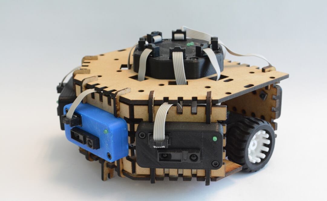 Trabajaron para diseñar un equipo para el aprendizaje de la robótica y programación que resultara funcional y de interés para niños. (FOTO: Conacyt)