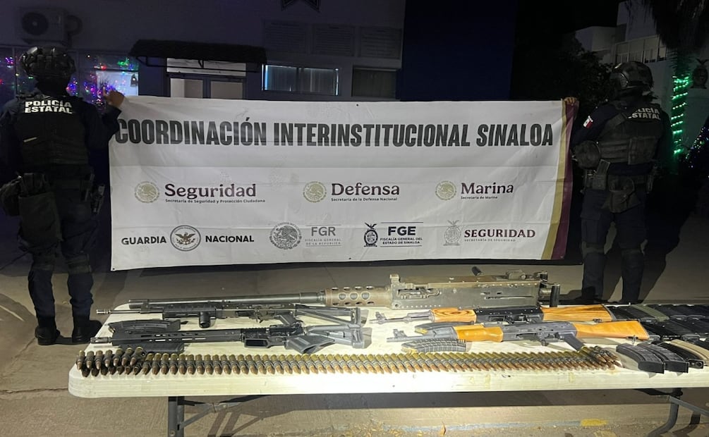 Aseguran arsenal y explosivos en dos fraccionamientos de Culiacán; tres detenidos tras operativos especiales. Foto: Especial