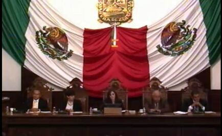 Coahuila: aprueba independientes y reelección de diputados