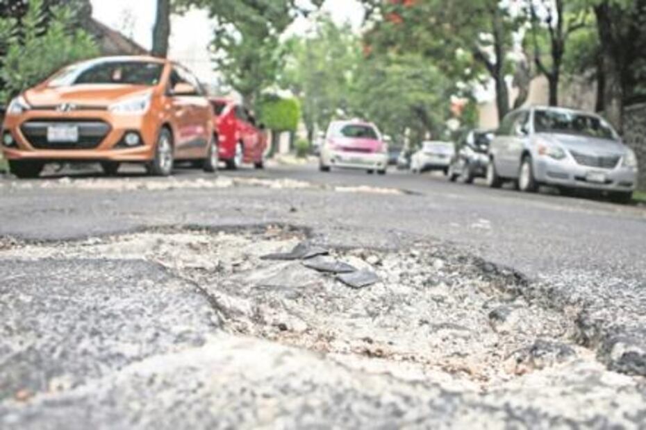 ¿Qué hacer para que el gobierno de la CDMX me pague los daños por caer en un bache?