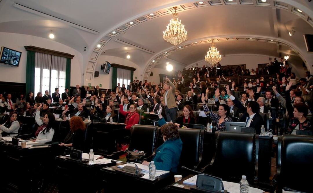 Aprueban primer artículo de la Constitución de la CDMX