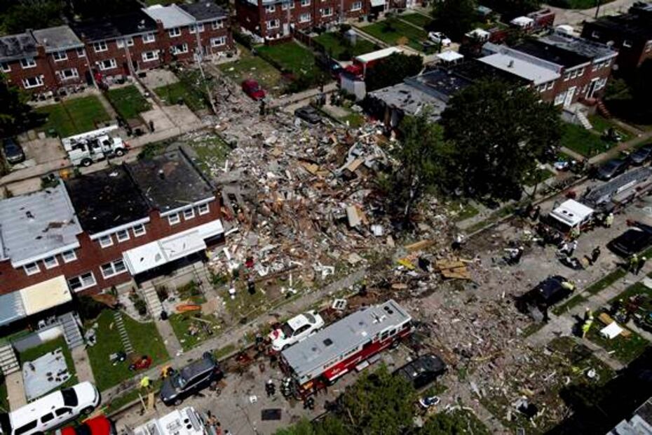 Explosión de gas en Baltimore deja un muerto, 5 heridos y 3 casas destruidas
