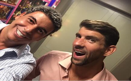 Comparte Elías Ayub selfie con Michael Phelps