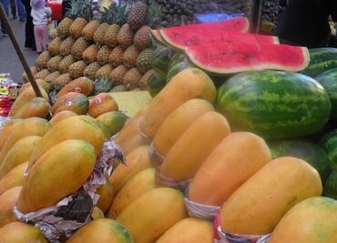 EU investiga brote de salmonella en papayas mexicanas